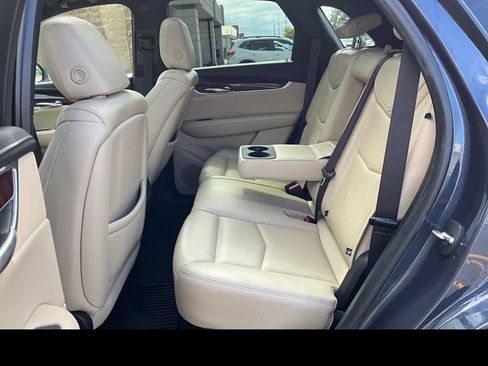 Used 2019 Cadillac XT5 Luxury FWD image 11