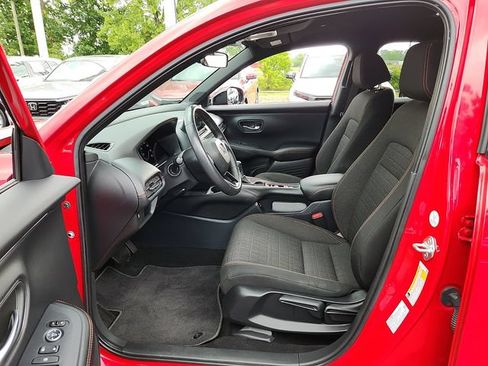 Used 2024 Honda HR-V Sport image 14