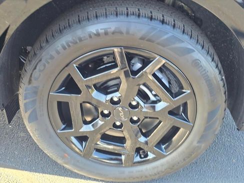 New 2026 Kia Carnival SX image 12