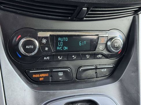 Used 2015 Ford Escape SE w/ Equipment Group 201A AWD/4WD image 6