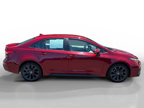Used 2023 Toyota Corolla SE FWD image 6