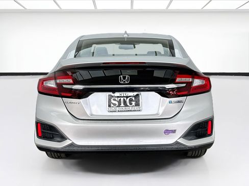 Used 2019 Honda Clarity Plug-In Hybrid image 5