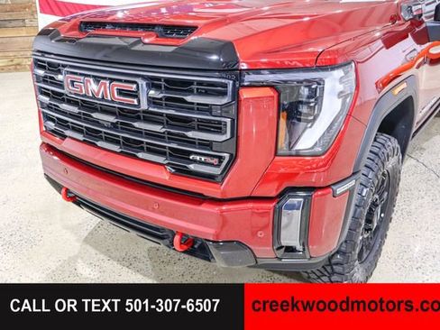 Used 2024 GMC Sierra 2500 AT4 w/ AT4 Premium Plus Package AWD/4WD image 25