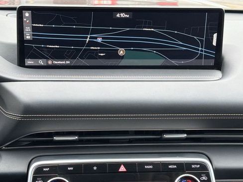 Used 2021 Genesis GV80 2.5T w/ Prestige Package 04 image 22