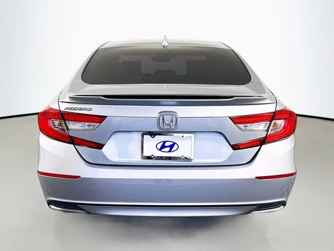 Used 2018 Honda Accord EX-L image 6