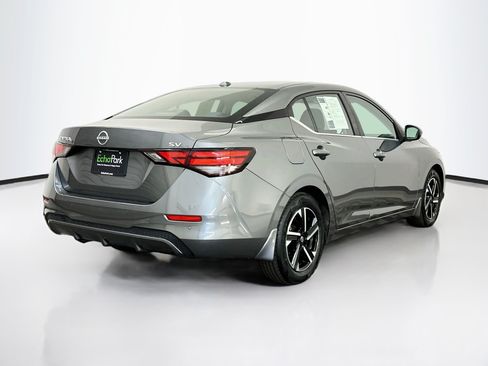 Used 2024 Nissan Sentra SV FWD image 9