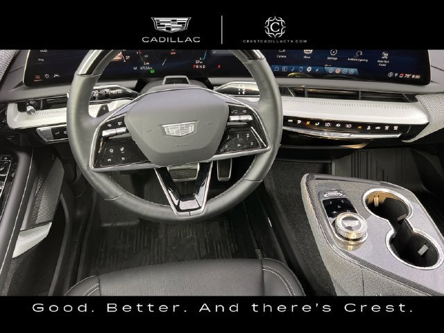 Certified 2025 Cadillac Optiq Sport 2 w/ LPO, Floor Liner Package AWD/4WD image 13