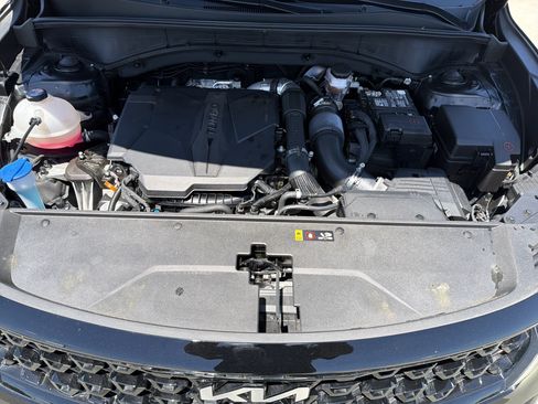 Used 2023 Kia Sorento SX AWD/4WD image 17