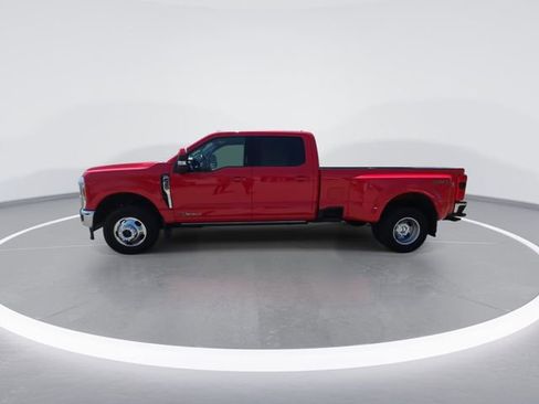 Used 2023 Ford F350 Lariat w/ Lariat Ultimate Package AWD/4WD image 5