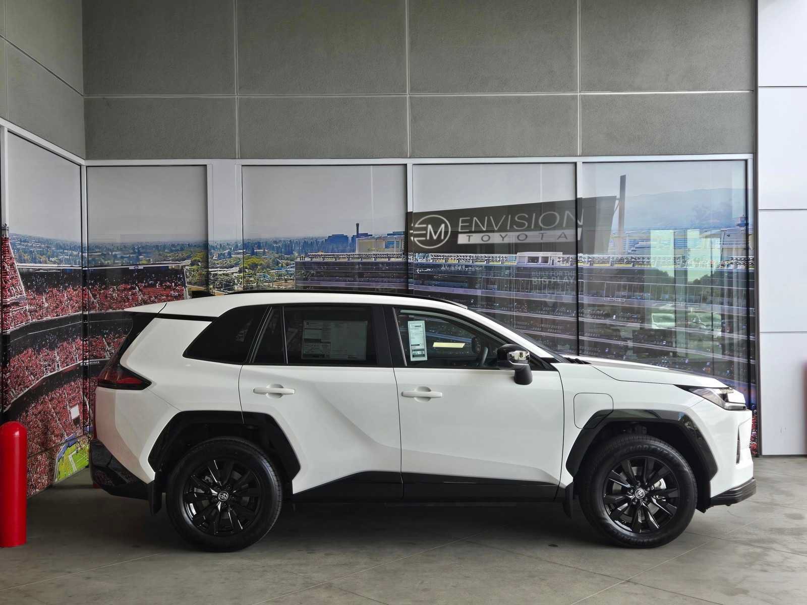 New 2026 Toyota RAV4 SE w/ Convenience Package AWD/4WD image 3