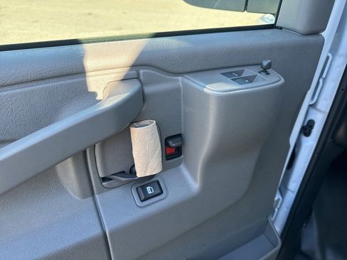 New 2025 GMC Savana 2500 w/ Driver Convenience Package image 20