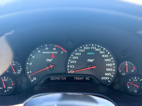 Used 2003 Chevrolet Corvette Convertible w/ Preferred Equipment Group1 RWD image 32