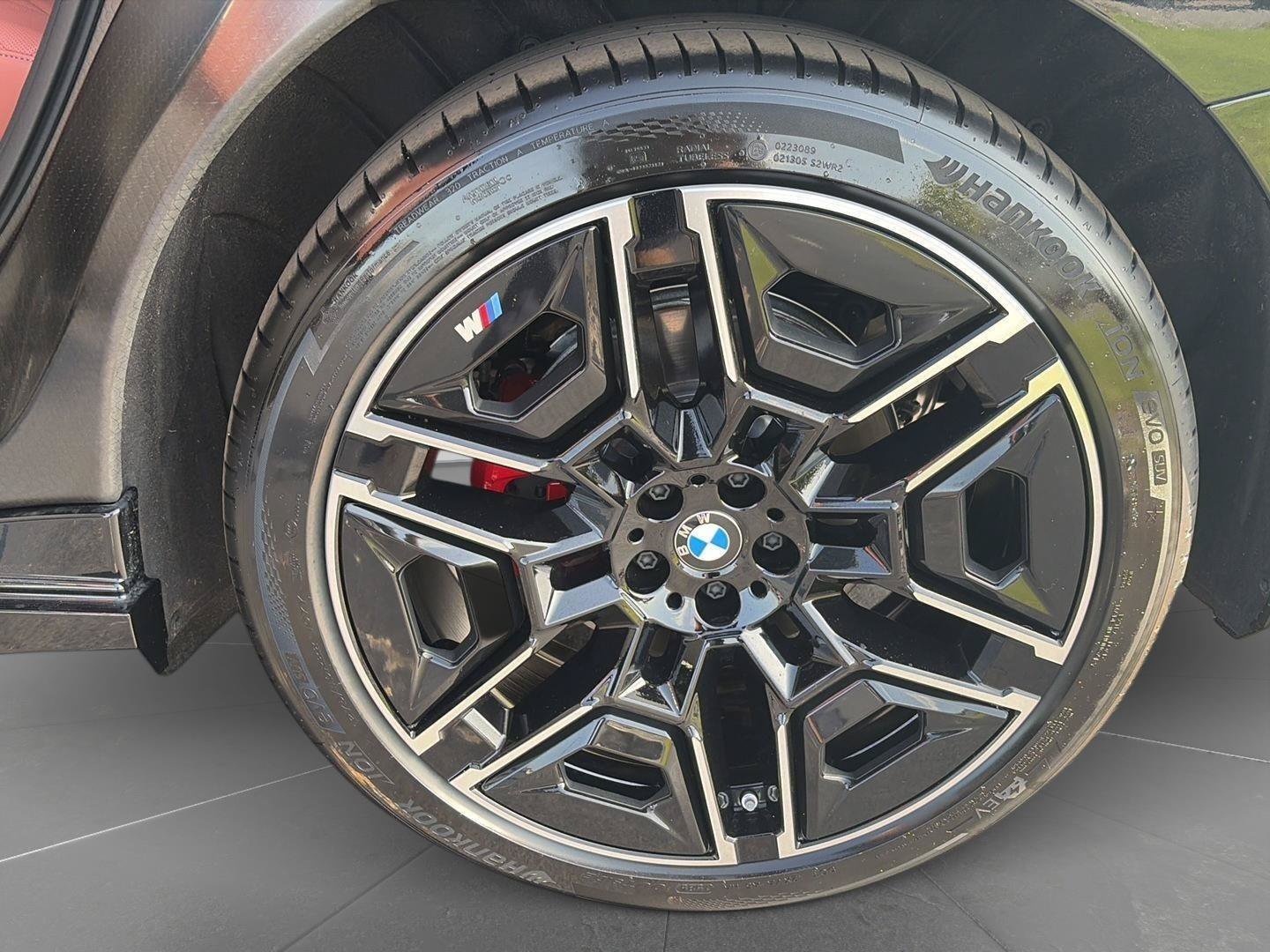 Used 2026 BMW iX M70 AWD/4WD image 11