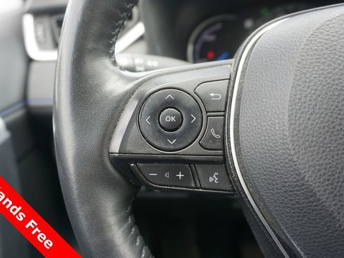 Used 2022 Toyota RAV4 XSE AWD/4WD image 4