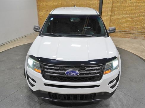 Used 2017 Ford Explorer 4WD Police Interceptor image 5