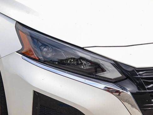 Used 2023 Nissan Altima 2.5 SL AWD/4WD image 5