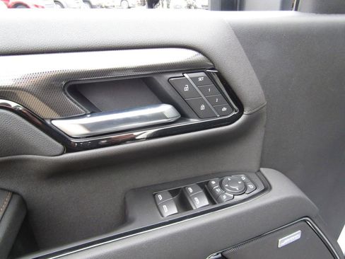 New 2026 GMC Sierra 2500 AT4 w/ Max Trailering Package image 31