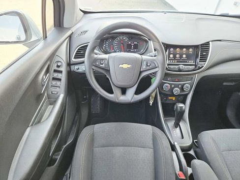 Used 2020 Chevrolet Trax LS w/ Tint and Cruise Package image 7