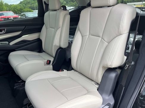 New 2026 Subaru Ascent Limited AWD/4WD image 20