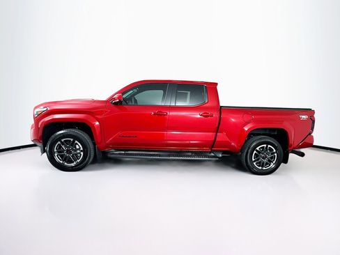 Used 2025 Toyota Tacoma TRD Sport image 6