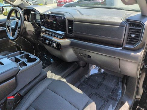 Used 2023 GMC Sierra 1500 SLE AWD/4WD image 18