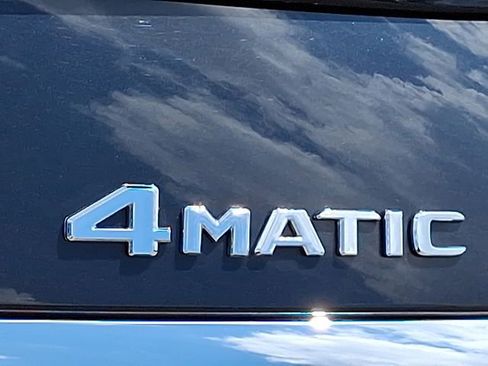 Used 2021 Mercedes-Benz S 580 4MATIC Sedan w/ AMG Line image 32