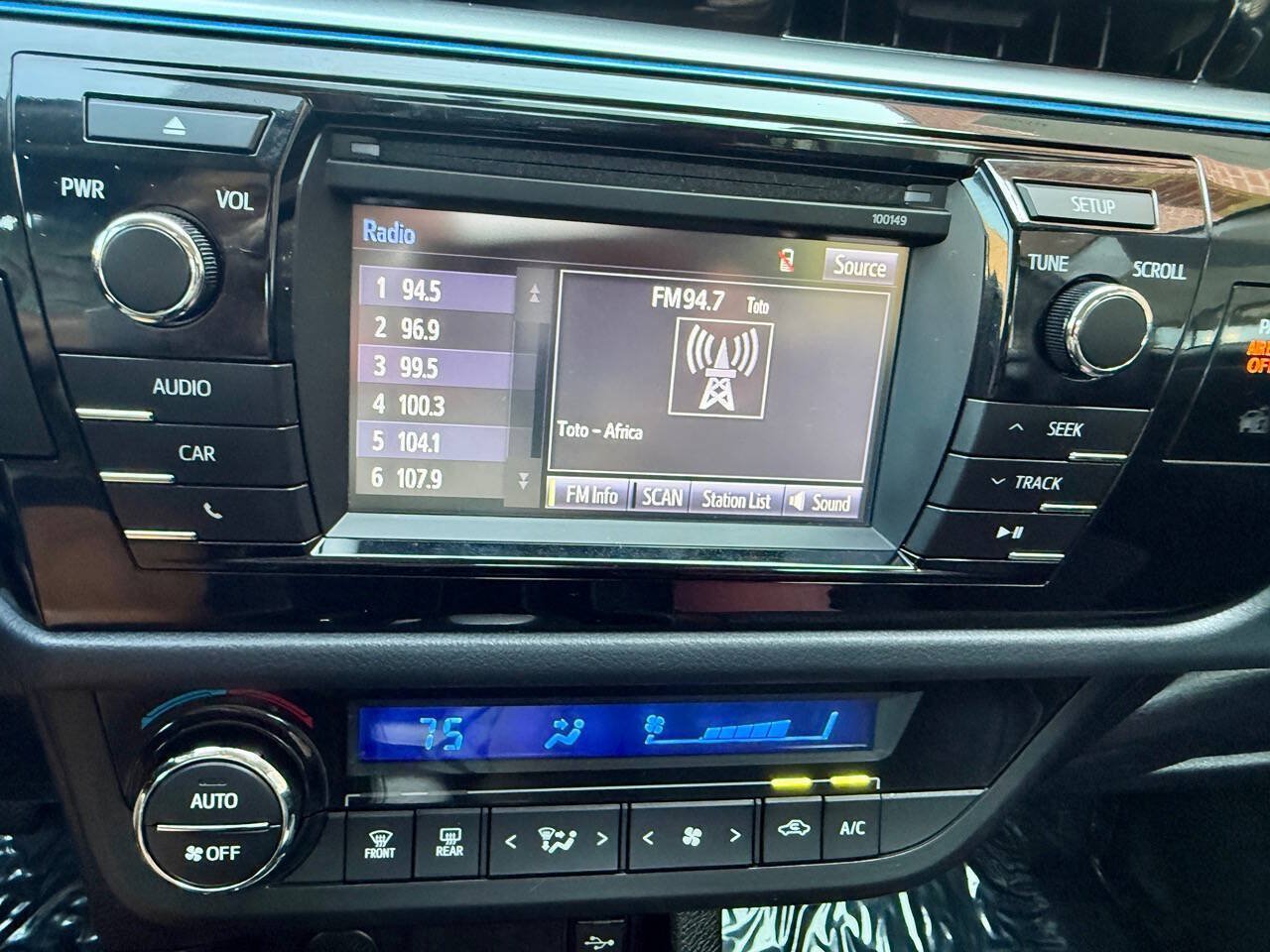 Used 2015 Toyota Corolla S FWD image 26