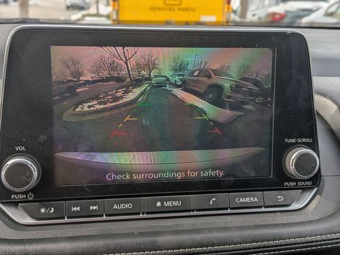 Used 2024 Nissan Rogue SV image 28