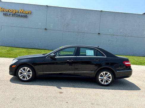 Used 2011 Mercedes-Benz E 350 4MATIC Sedan image 4