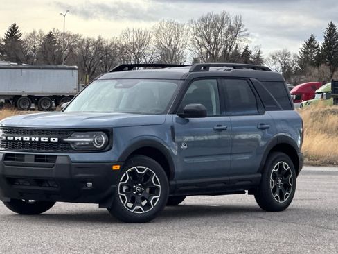 New 2025 Ford Bronco Sport Outer Banks image 8