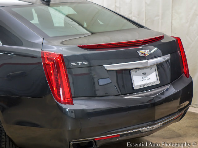 Used 2017 Cadillac XTS Luxury FWD image 8