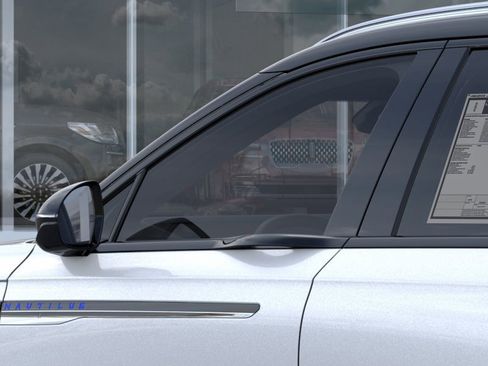 New 2026 Lincoln Nautilus Reserve AWD/4WD image 20