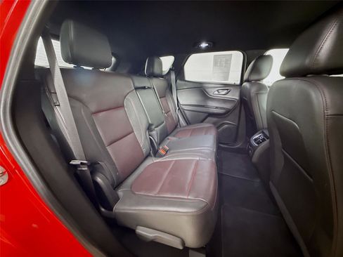 Used 2023 Chevrolet Blazer RS w/ Enhanced Convenience Package image 28