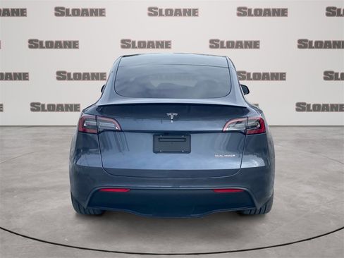 Used 2023 Tesla Model Y Performance image 4