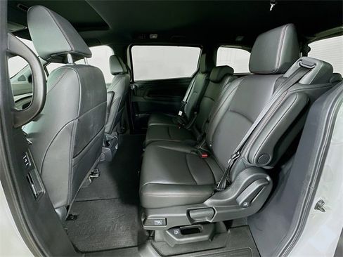 Certified 2026 Honda Odyssey Sport-L image 30