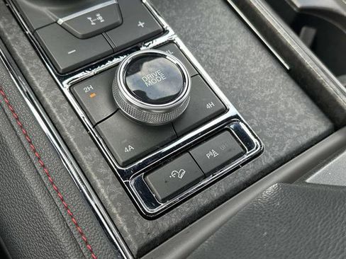 Used 2023 Ford Expedition Max Limited image 23