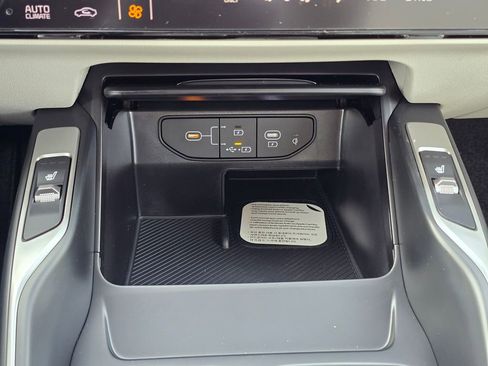 New 2026 Kia Sorento EX image 32