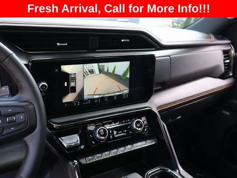 Used 2023 GMC Sierra 1500 AT4 w/ Technology Package AWD/4WD image 36