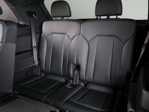Used 2023 Audi SQ7 Prestige w/ Prestige Package AWD/4WD image 12