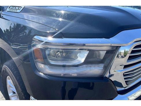 Used 2023 RAM 1500 Laramie AWD/4WD image 28