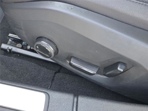 Used 2024 Volvo S60 B5 Core image 27