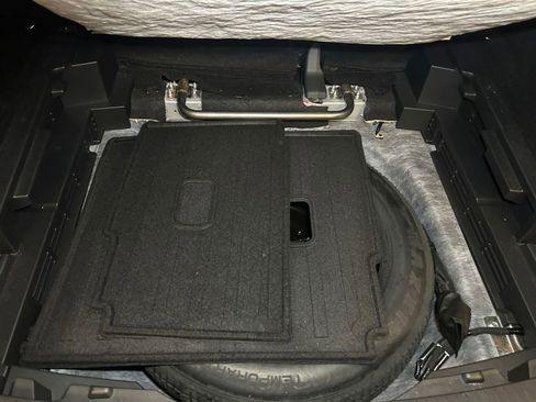 Used 2025 Nissan Rogue SV AWD/4WD image 20