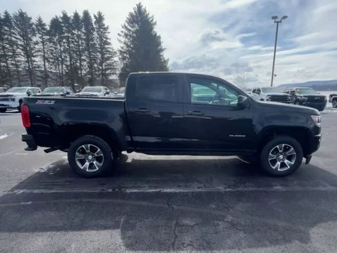 Used 2019 Chevrolet Colorado Z71 image 9
