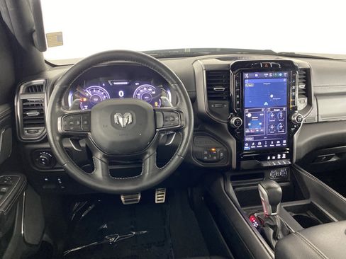 Used 2024 RAM 1500 Laramie AWD/4WD image 19