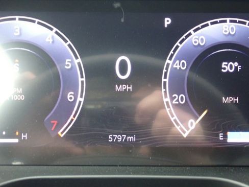 Certified 2024 Jeep Grand Cherokee Limited image 25