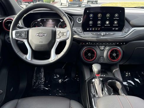 Used 2024 Chevrolet Blazer RS w/ Driver Confidence II Package AWD/4WD image 3