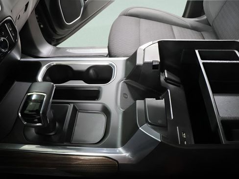 Used 2023 Chevrolet Silverado 1500 RST w/ Z71 Off-Road Package image 19