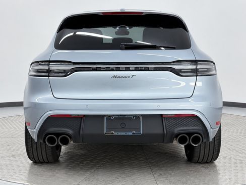 Used 2025 Porsche Macan AWD/4WD image 11