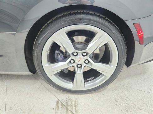 Used 2018 Chevrolet Camaro SS image 44