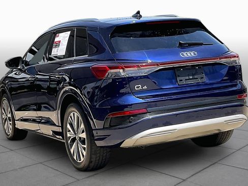 Used 2023 Audi Q4 e-tron Premium Plus w/ Premium Plus RWD image 10